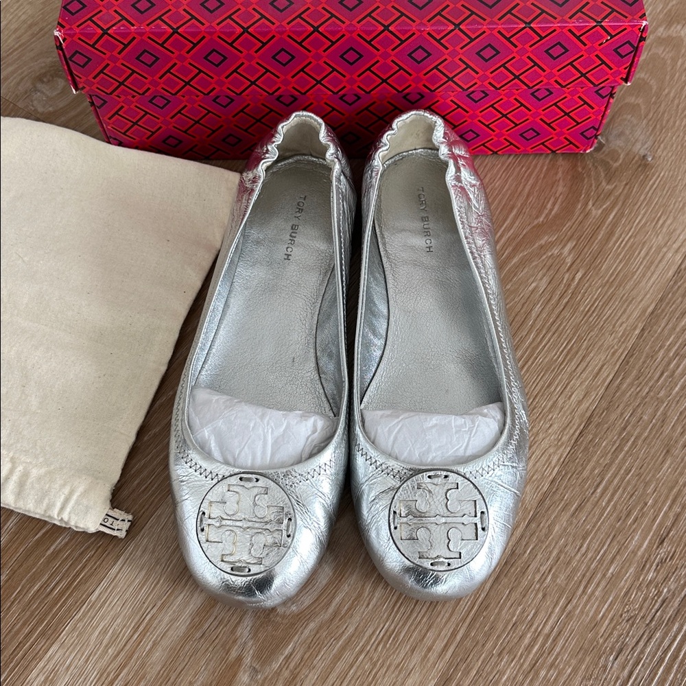 Tory Burch Metallic Silver Leather Minnie Travel Ballet Flat